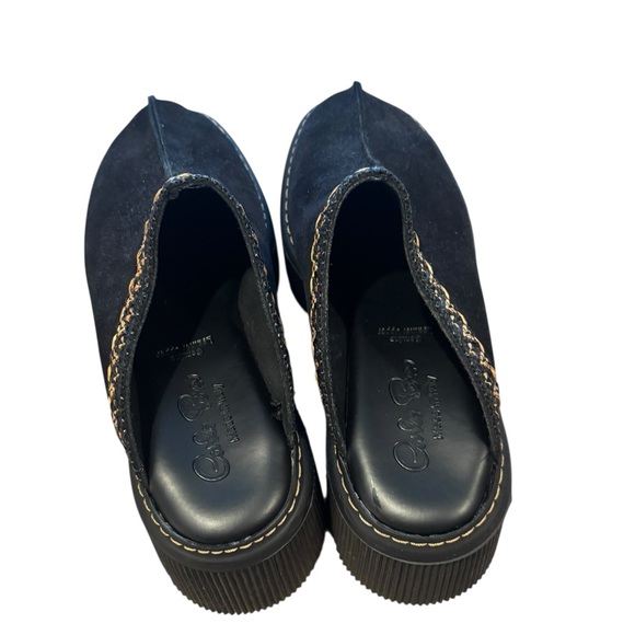 Chic Black Mules with Braided Detail - Picture 3 of 3